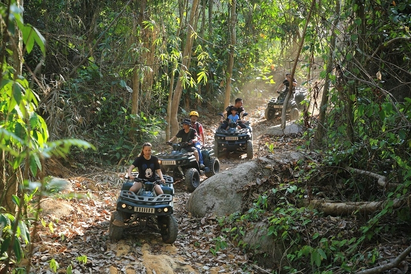 Combo 2: Lái xe địa hình ATV  trong rừng (ATV Extreme Tour)  và chèo thuyền vượt thác (Rafting Tour)