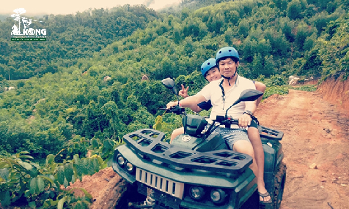 Combo 1: Trượt cáp trong rừng ( Zipline Canopy Tour) và lái xe địa hình trong rừng ( ATV Extreme Tour)